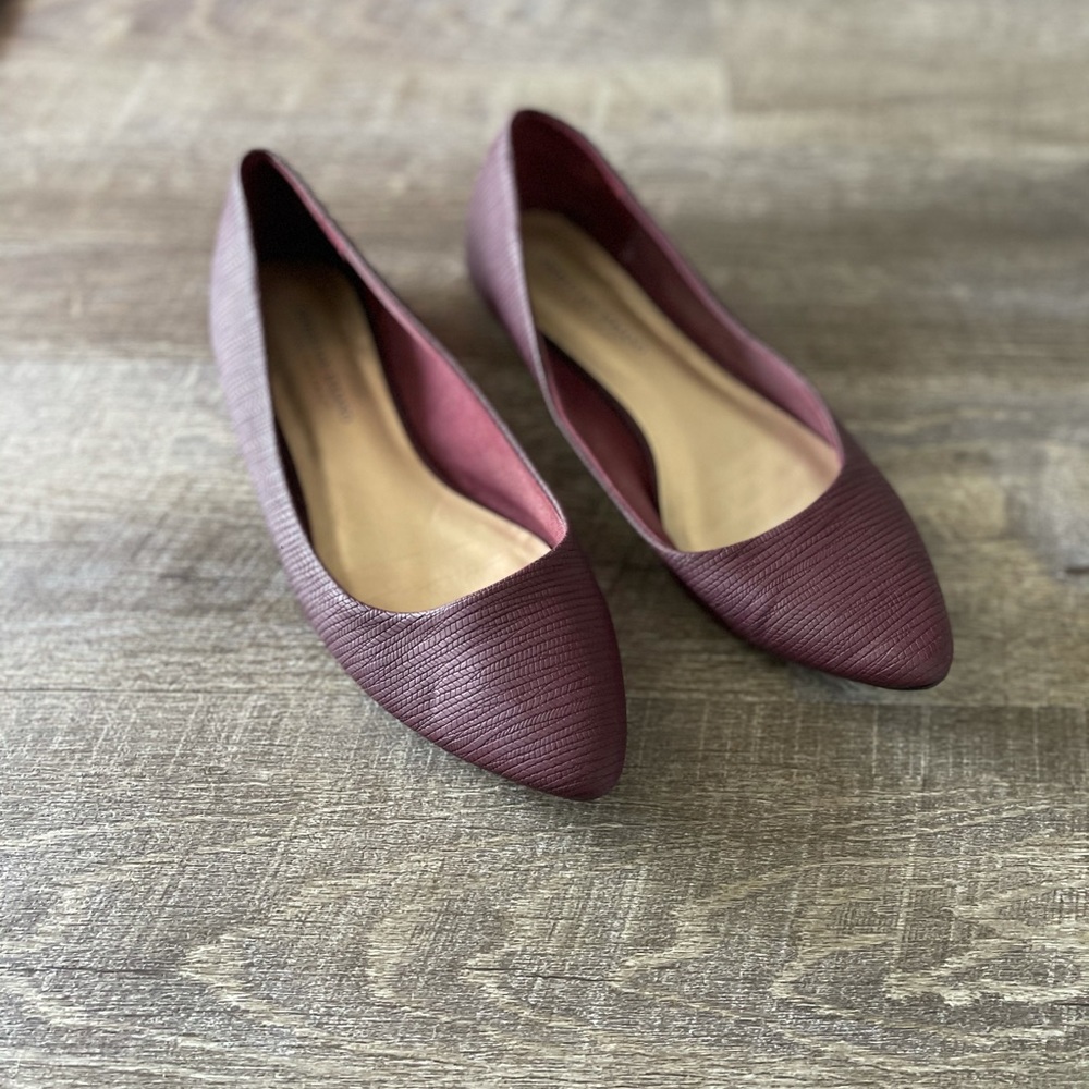 Christian Siriano Flats